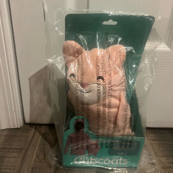 Kali The Kitty 2 in 1 Transforming Crewneck Sweatshirt Hoodie & Soft Plushie - Picture 4 of 4